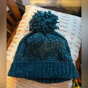 David and Young Teal Knit Beanie